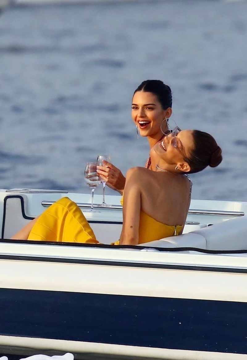 Kendall Jenner Bella Hadid Cannes Yacht