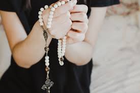 how to pray the rosary